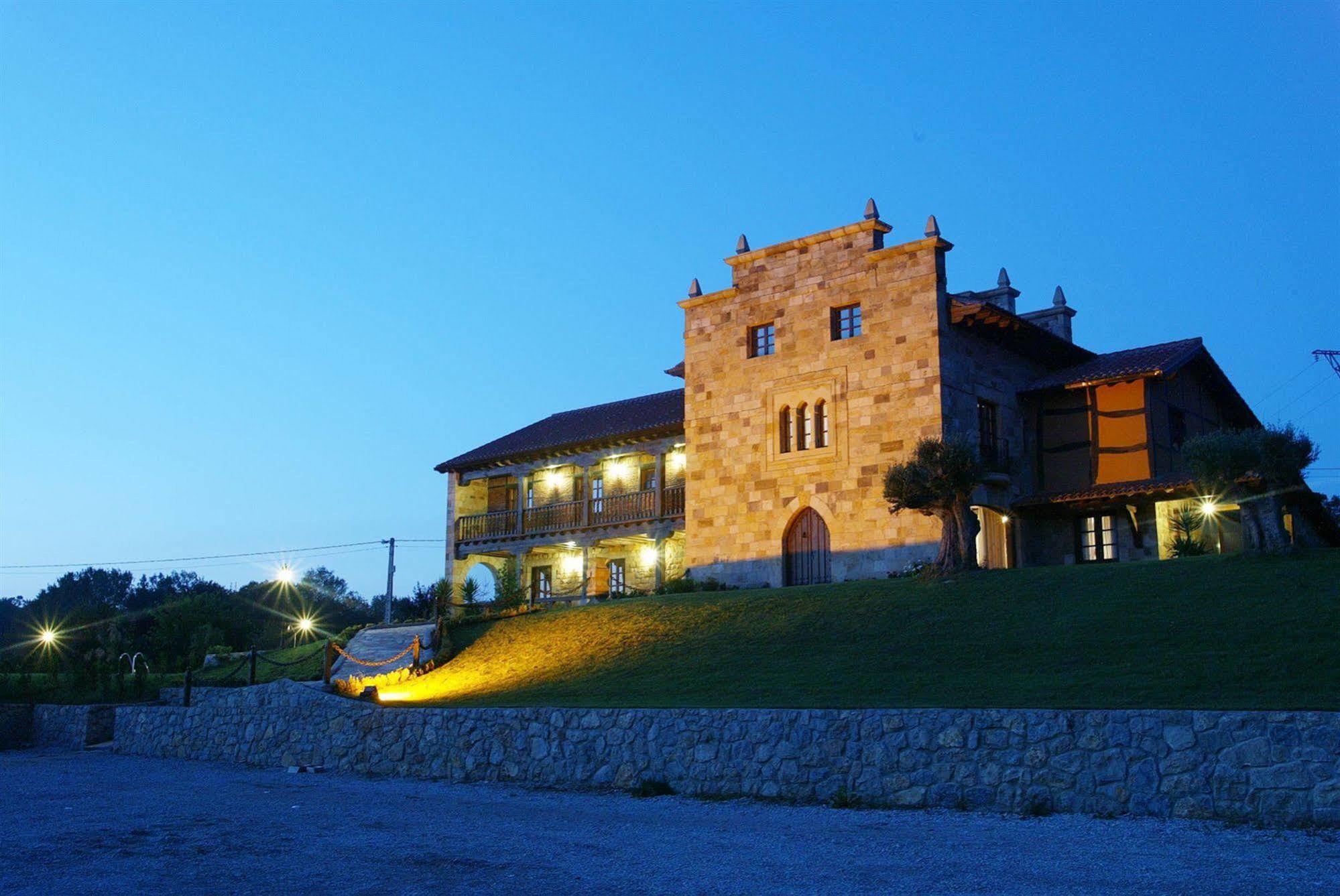 Posada Spa San Marcos Santillana del Mar Esterno foto